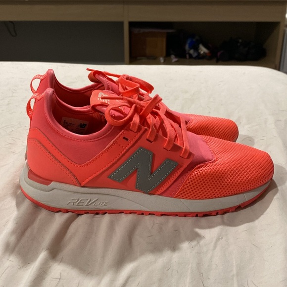 New balance orange new never wore - Picture 4 of 4